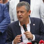 BURSA (PERRE) - (Berfin GÜRBÜZ) - YENİ Parti Genel Başkanı Özgür Özel, Bursa'da yaptığı açıklamalarda Tera Fon üzerinden geçmişte gerçekleştirilen işlemlerin ve kazanç sağlayan isimlerin açıklanmasını istedi.
